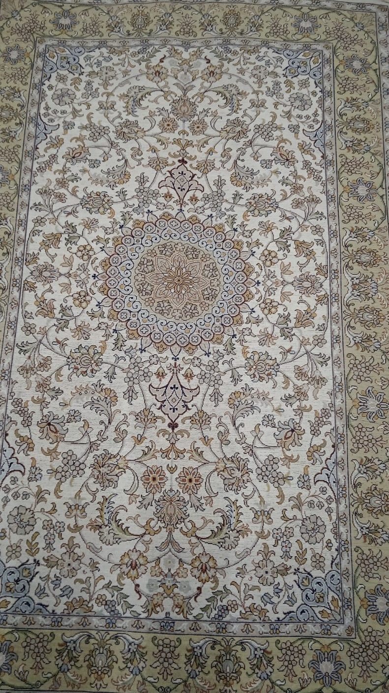 Woven Kashmiri carpet 3